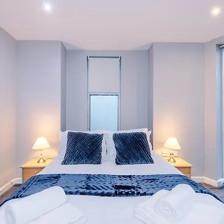 Gorgeous 2-bedroom Flat With Ensuite - Centre Apartment Bradford (West Yorkshire)