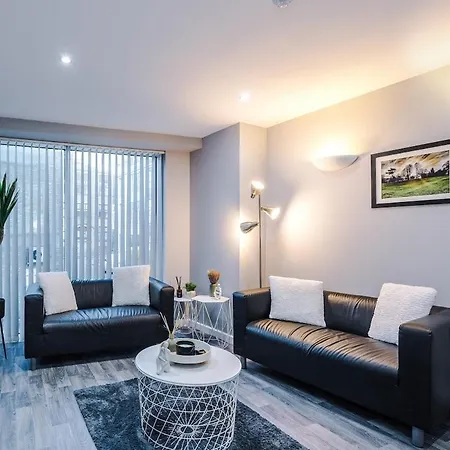 Gorgeous 2-bedroom Flat With Ensuite - Centre Apartment Bradford (West Yorkshire)