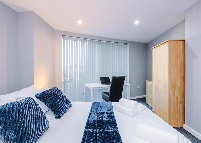 Apartment Gorgeous 2-bedroom Flat With Ensuite - Centre