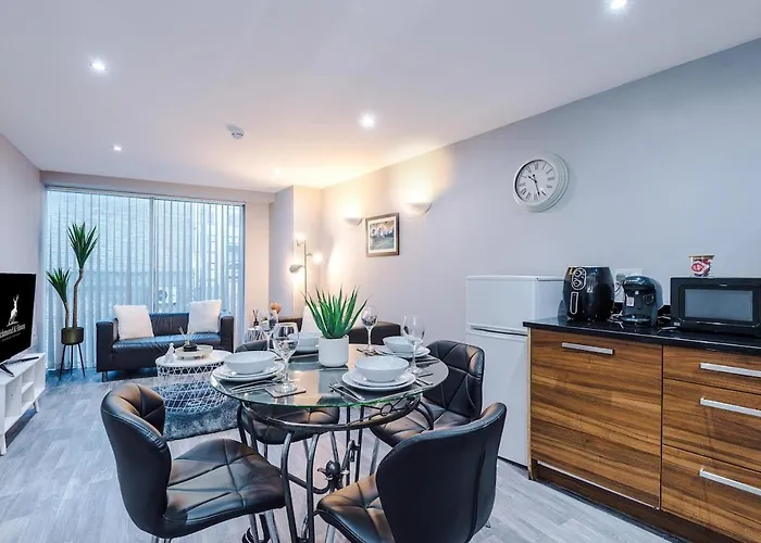 Gorgeous 2-bedroom Flat With Ensuite - Centre Apartment Bradford (West Yorkshire)