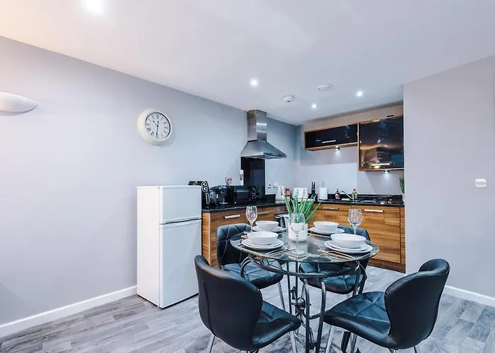 Apartment Gorgeous 2-bedroom Flat With Ensuite - Centre Bradford (West Yorkshire)