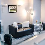 Gorgeous 2-bedroom Flat With Ensuite - Centre Apartment
